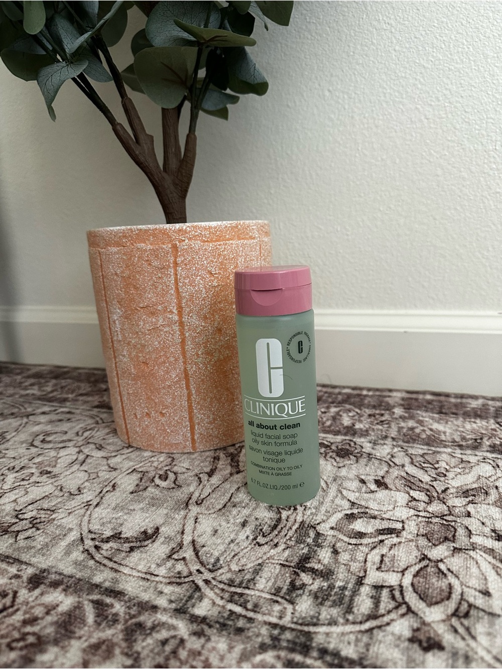 Clinique Green Bottle with Pink Cap Facial Cleanser